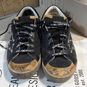 Golden Goose Black and White Men's Low-Top Sneakers